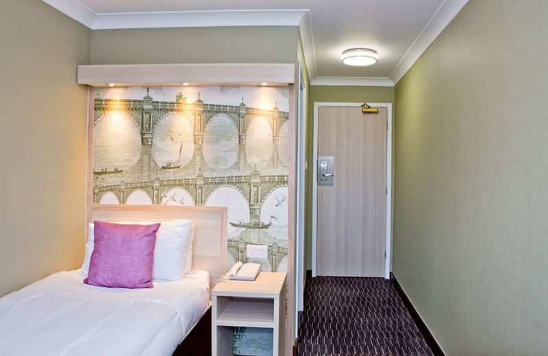 Imperial Hotel Лондон Екстериор снимка