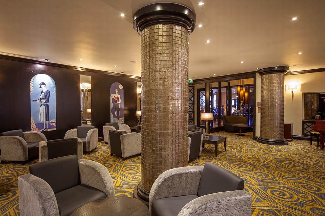 Imperial Hotel Лондон Екстериор снимка