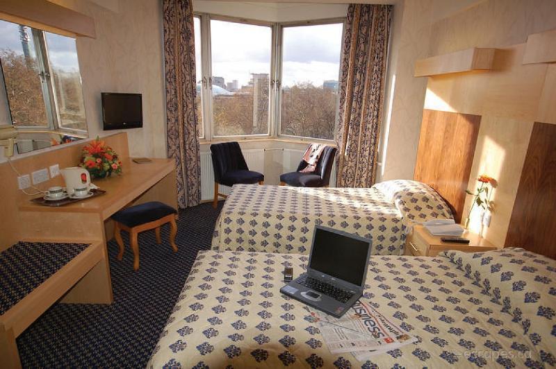 Imperial Hotel Лондон Екстериор снимка