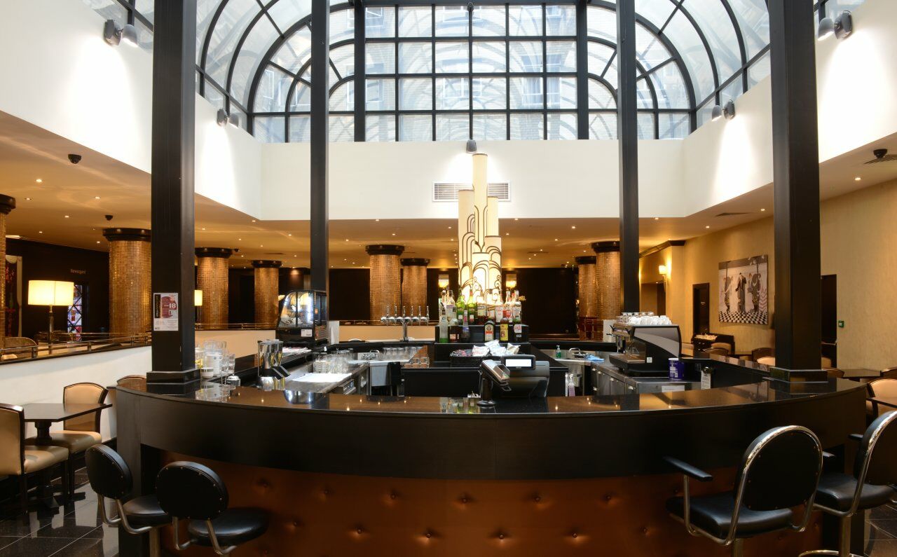 Imperial Hotel Лондон Екстериор снимка