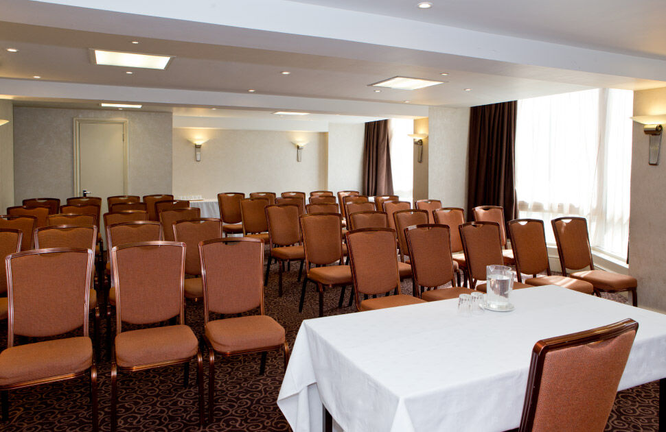 Imperial Hotel Лондон Екстериор снимка